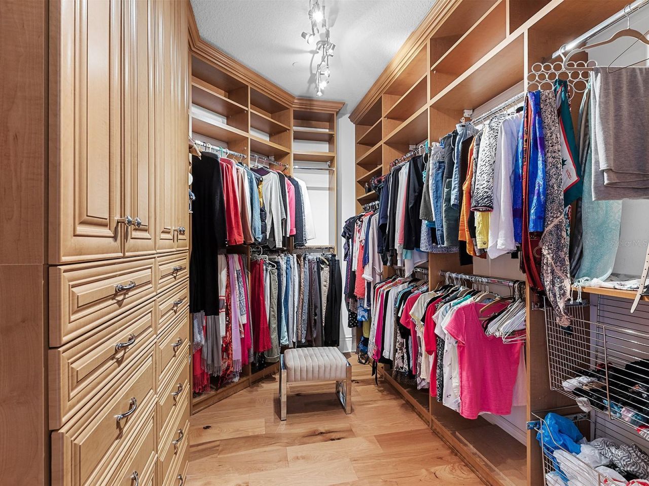 2050 Benjamin Franklin Drive, Unit PH1102, Sarasota, FL 34236 Photo