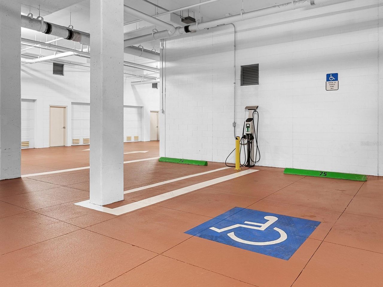 2050 Benjamin Franklin Drive, Unit PH1102, Sarasota, FL 34236 Photo