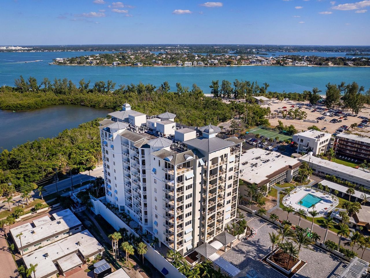 2050 Benjamin Franklin Drive, Unit PH1102, Sarasota, FL 34236 Photo