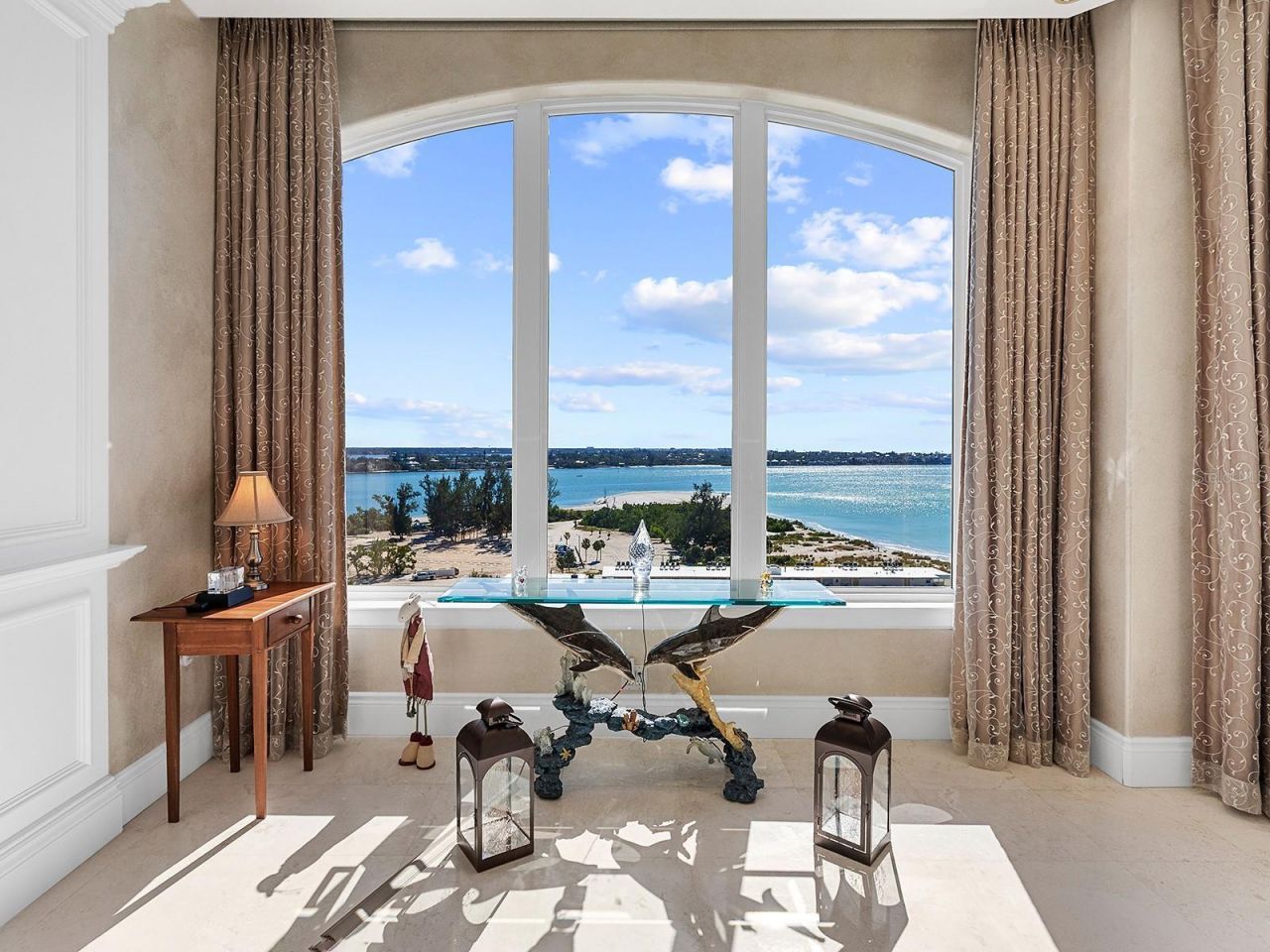 2050 Benjamin Franklin Drive, Unit PH1102, Sarasota, FL 34236 Photo