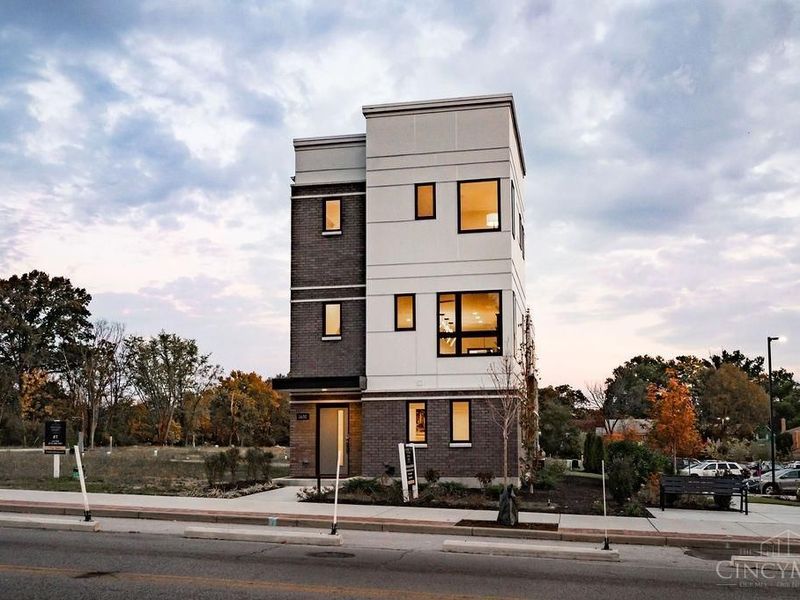 6233 Station Court Drive, Cincinnati, OH 45224 Photo 3