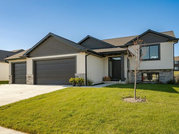 179 Stonelake Drive SE, Rochester, MN 55904