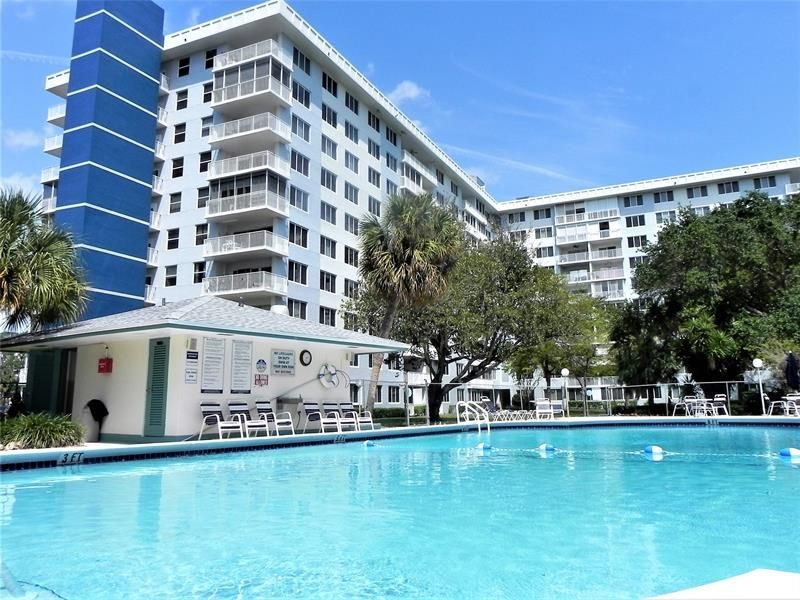 4200 Hillcrest Drive, Unit 201, Hollywood, FL 33021 Photo