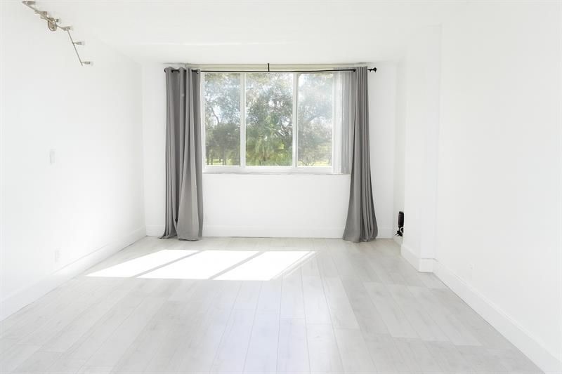4200 Hillcrest Drive, Unit 201, Hollywood, FL 33021 Photo