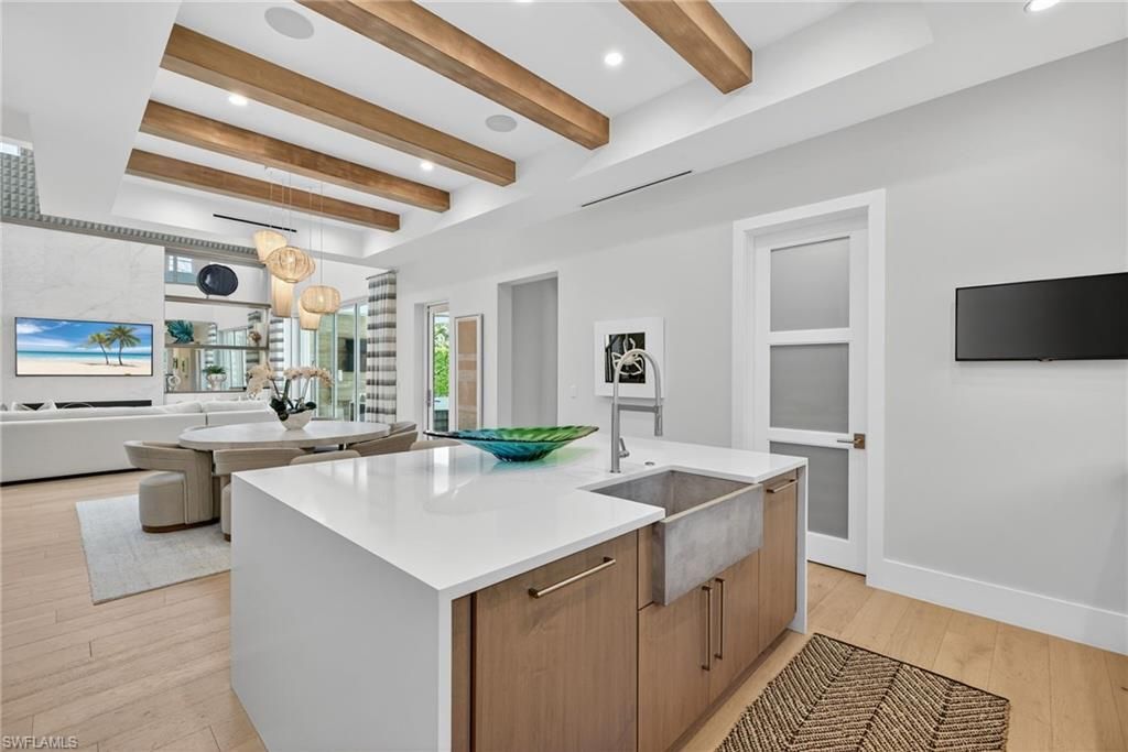 405 7th Ave N, Naples, FL 34102 Photo