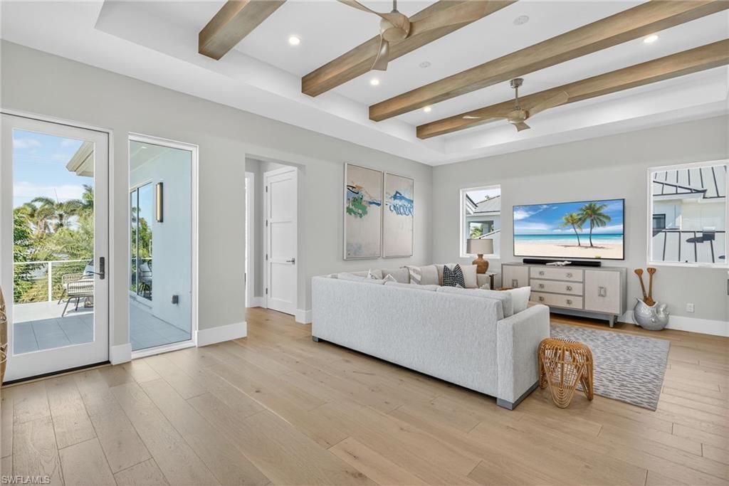 405 7th Ave N, Naples, FL 34102 Photo