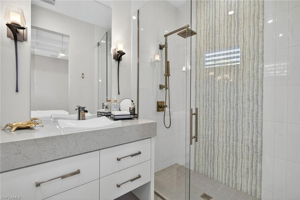 405 7th Ave N, Naples, FL 34102 Photo