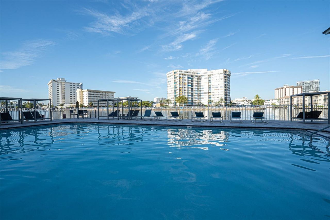 1849 S Ocean Dr, Unit 1509, Hallandale Beach, FL 33009 Photo