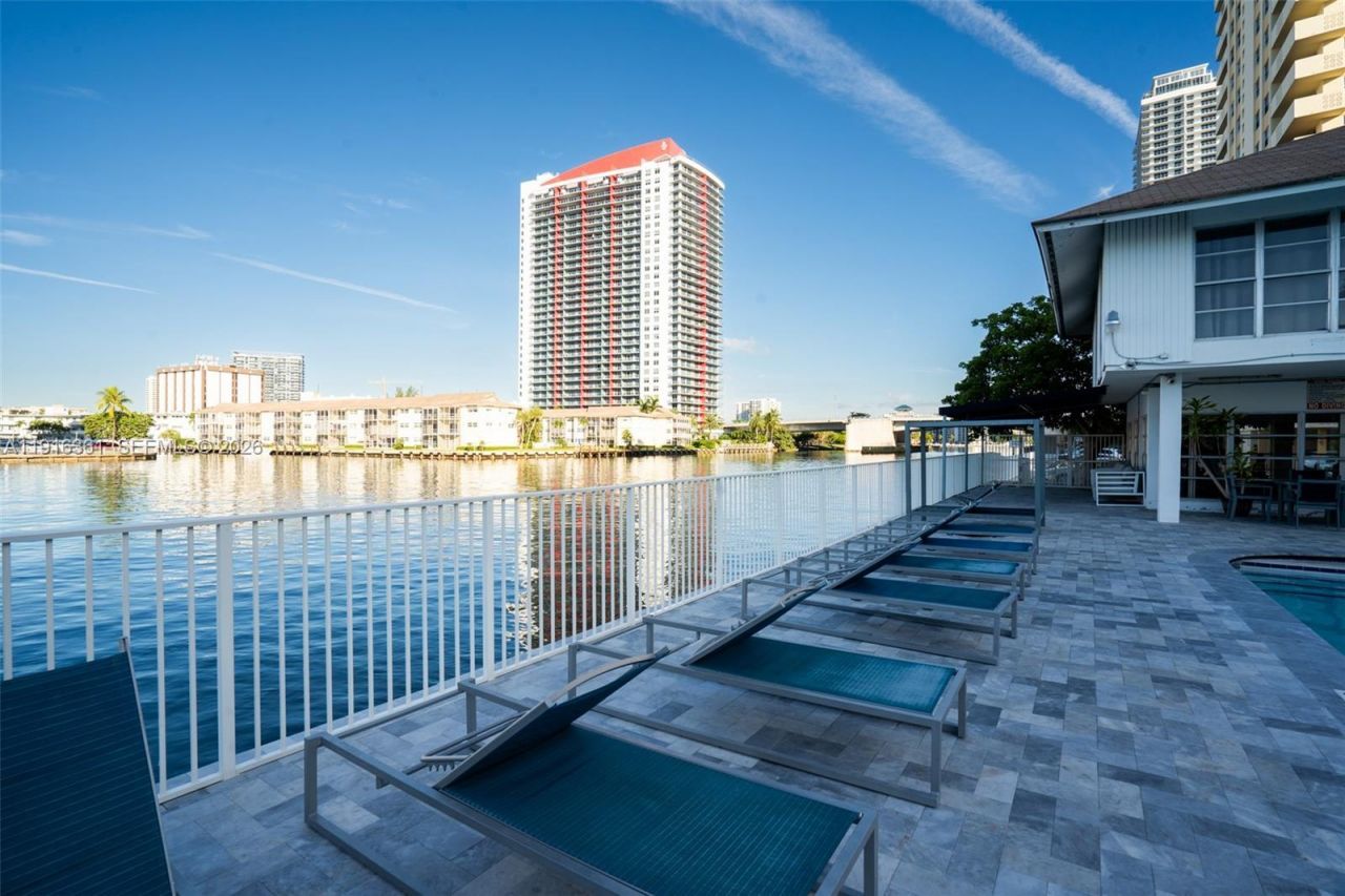 1849 S Ocean Dr, Unit 1509, Hallandale Beach, FL 33009 Photo