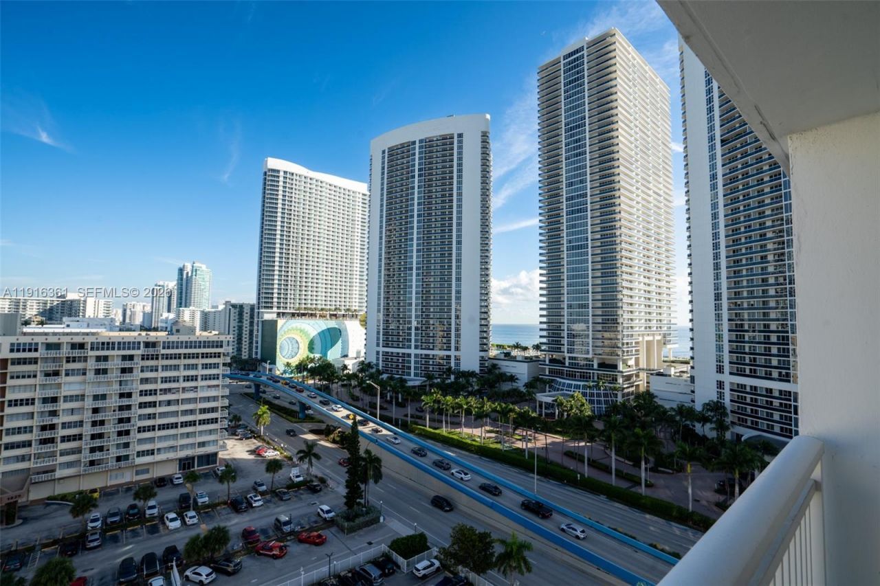 1849 S Ocean Dr, Unit 1509, Hallandale Beach, FL 33009 Photo