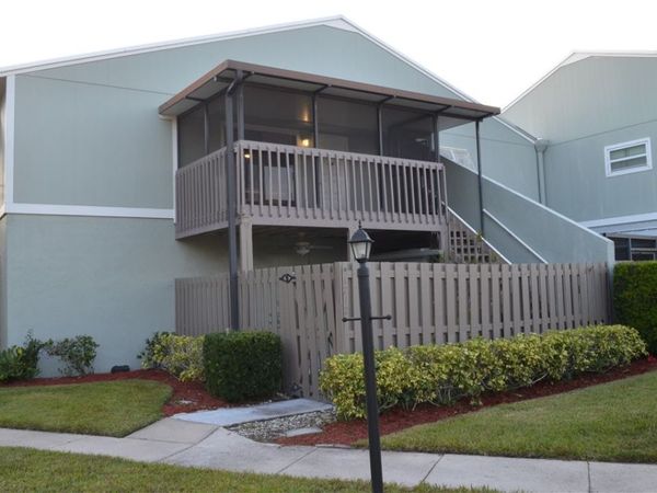 1212 Breezy Way, Unit 7H, Sebastian, FL 32958