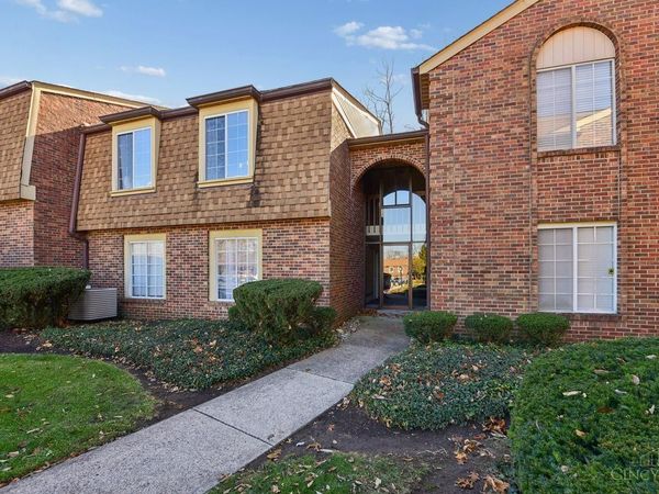 5207 S Eaglesnest Drive, Unit 85, Green Twp, OH 45248