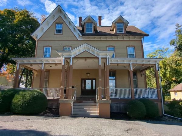 900 MAIN, BROOKHAVEN, PA 19015