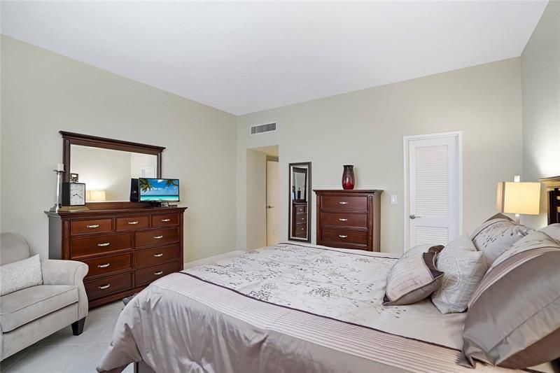 4250 Galt Ocean Drive, Unit PHB, Fort Lauderdale, FL 33308 Photo