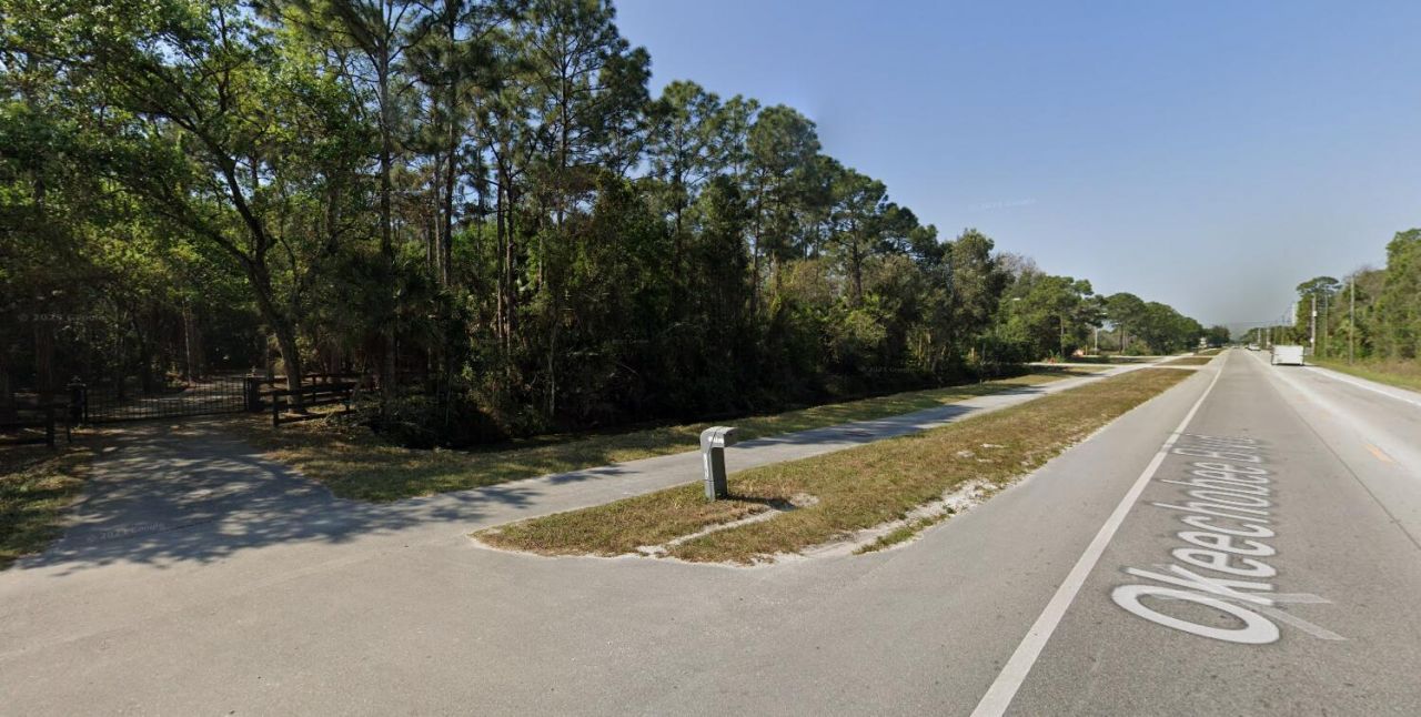 14148 Okeechobee Boulevard, Loxahatchee Groves, FL 33470 Photo