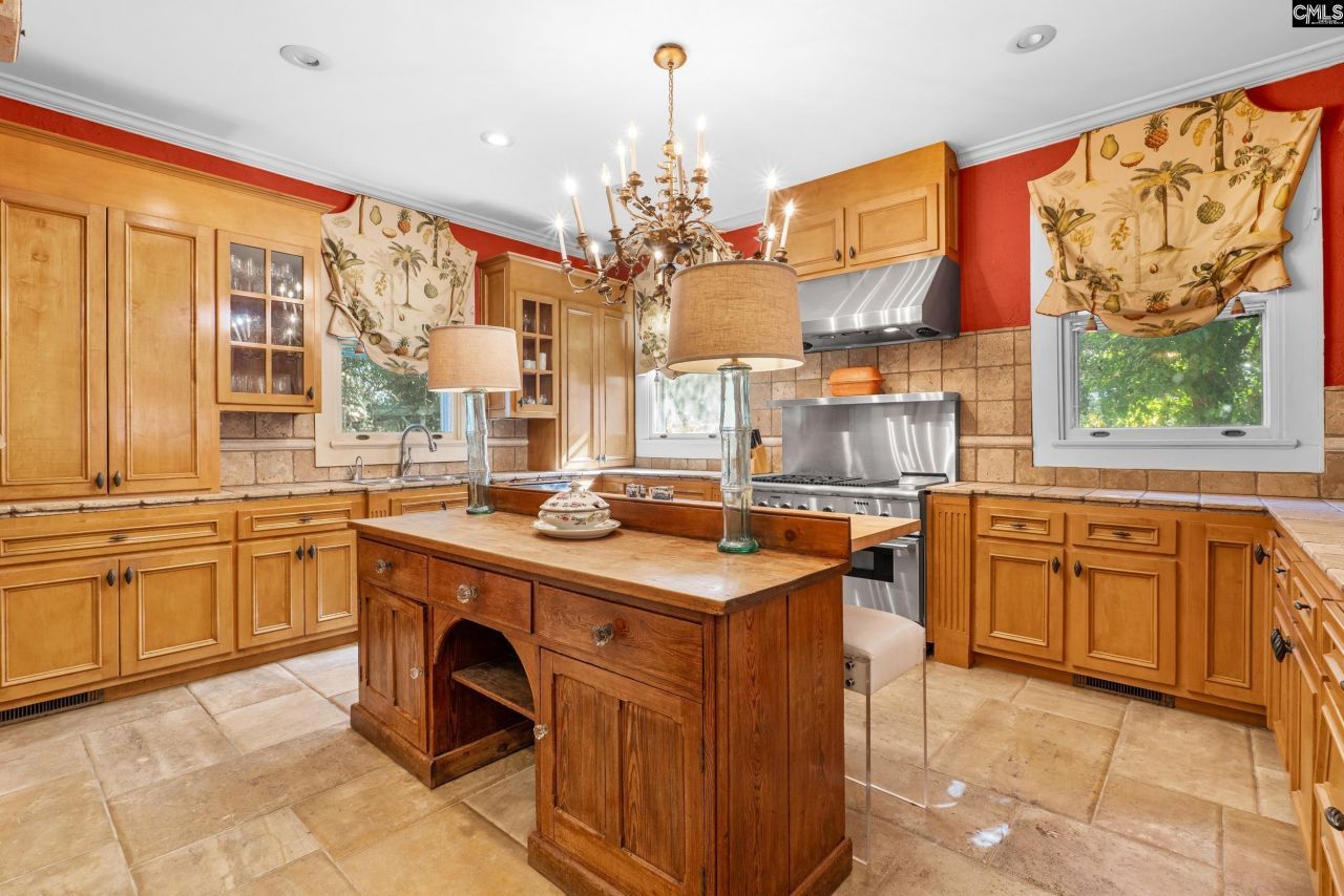 116 N Matson Photo 18