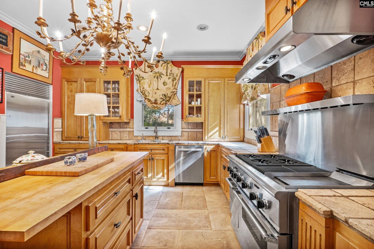 116 N Matson Photo 19