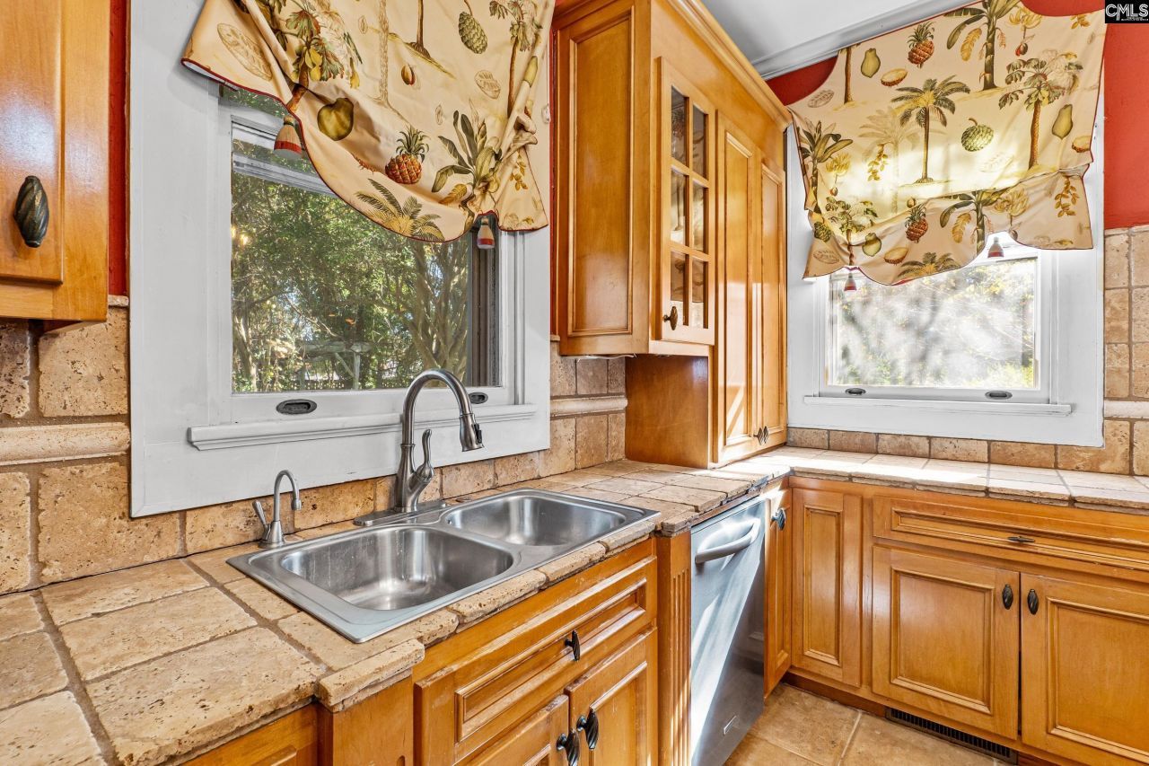 116 N Matson Photo 20