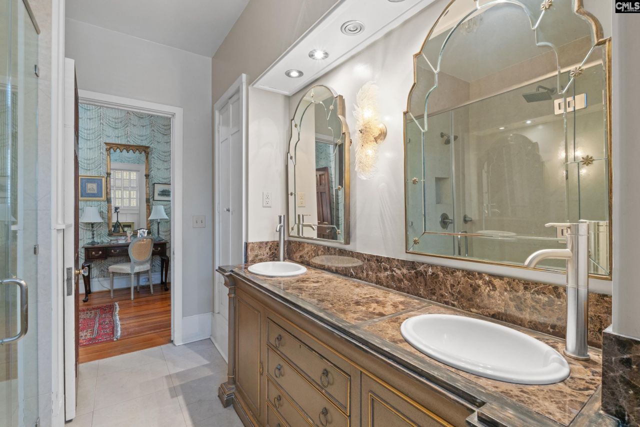 116 N Matson Photo 32