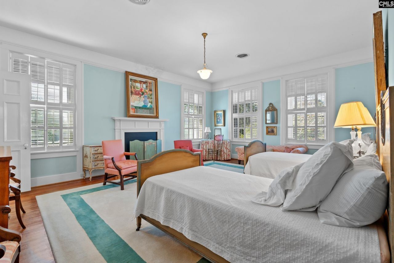 116 N Matson Photo 46