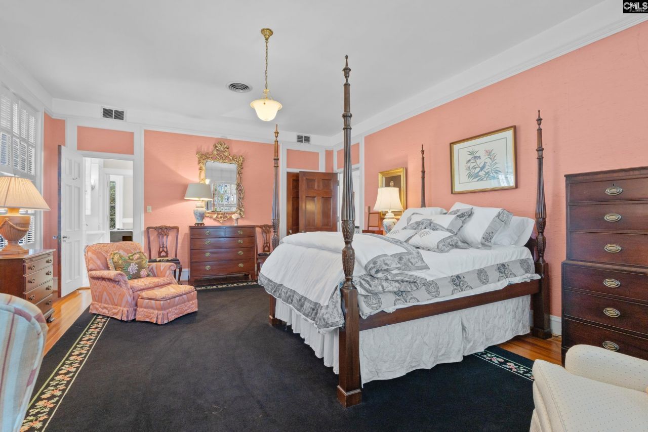 116 N Matson Photo 49