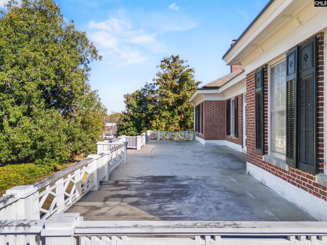 116 N Matson Photo 55