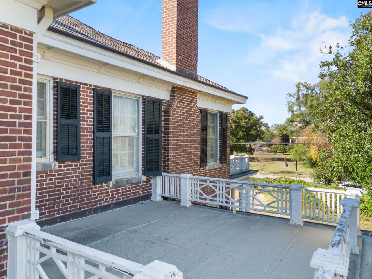 116 N Matson Photo 56