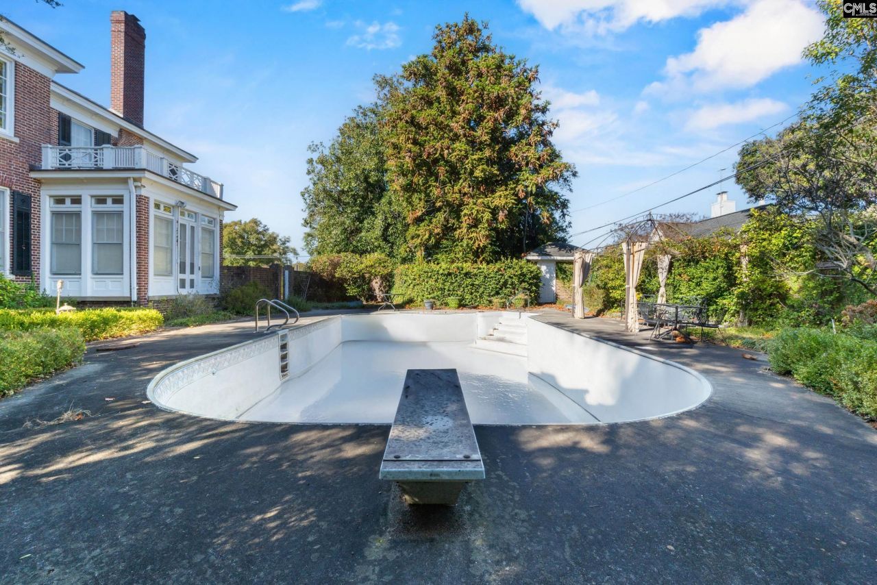 116 N Matson Photo 57