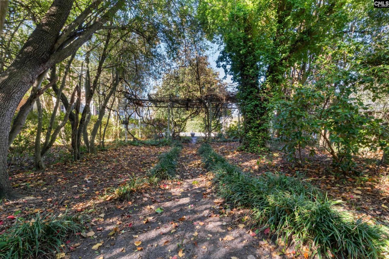 116 N Matson Photo 59