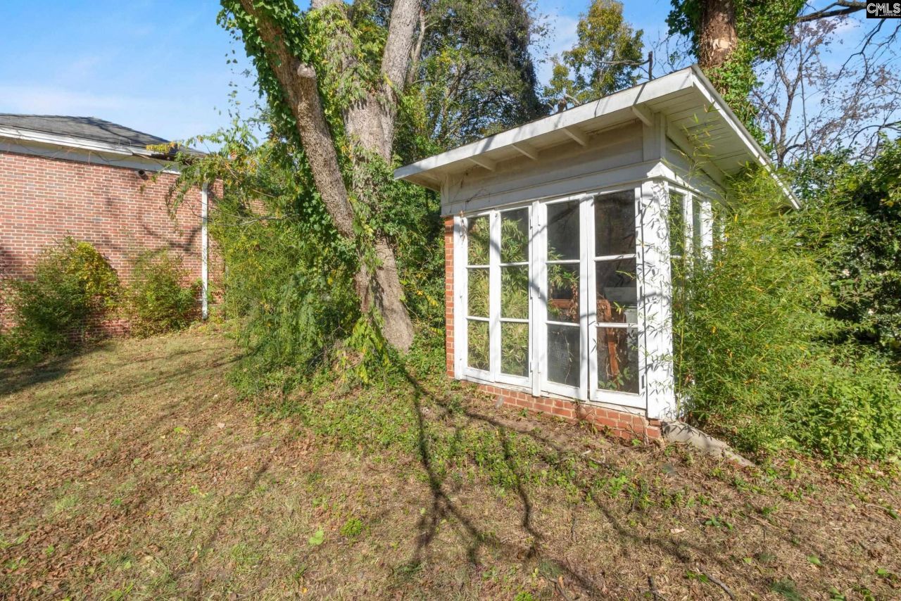 116 N Matson Photo 63