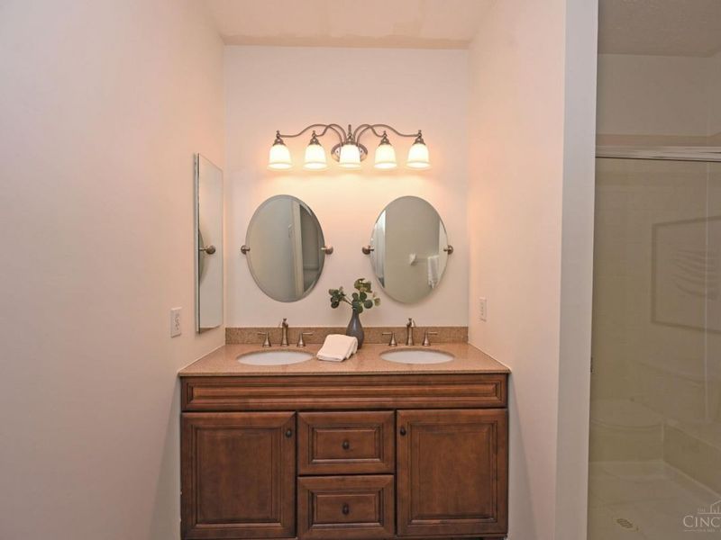 7135 Thorndale Lane, Newtown, OH 45244 Photo 23