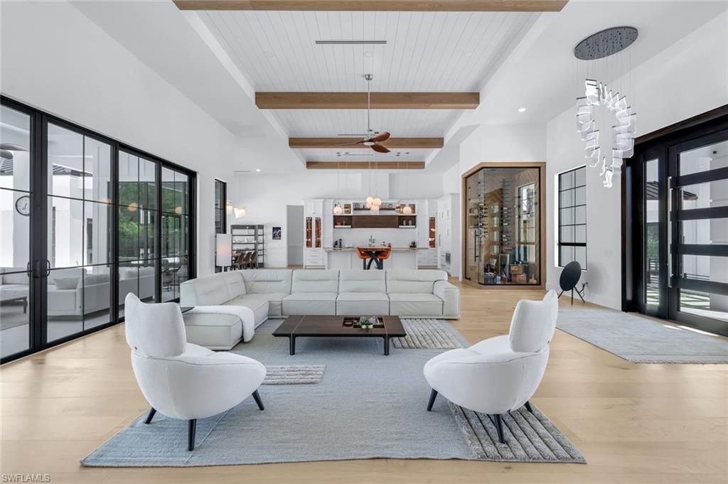 6677 Hunters Rd, Naples, FL 34109 Photo