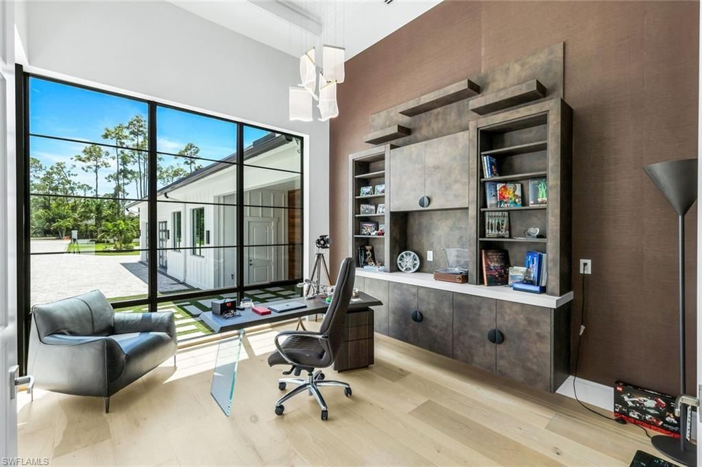 6677 Hunters Rd, Naples, FL 34109 Photo