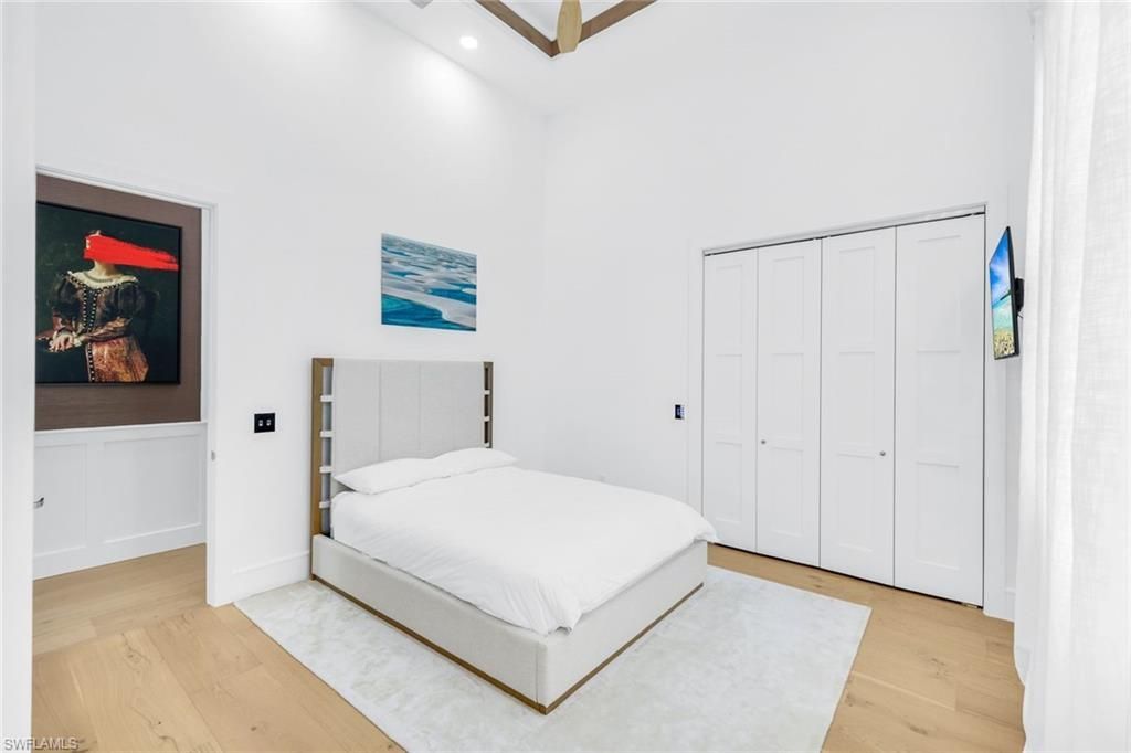 6677 Hunters Rd, Naples, FL 34109 Photo