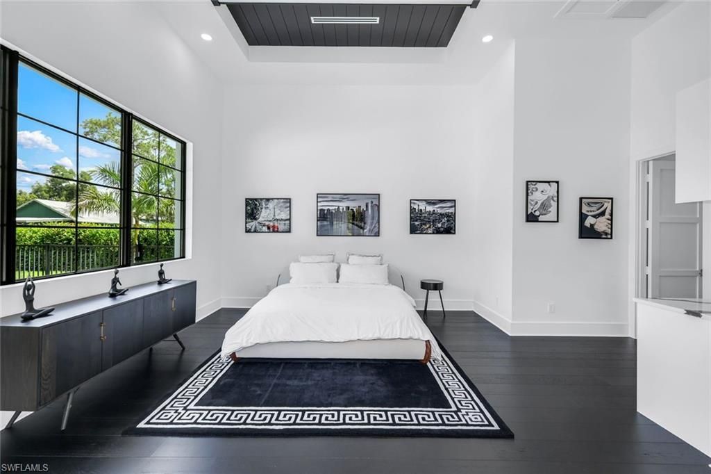 6677 Hunters Rd, Naples, FL 34109 Photo