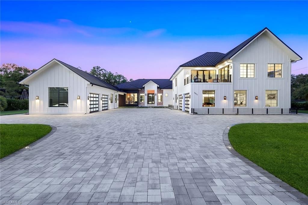 6677 Hunters Rd, Naples, FL 34109 Photo