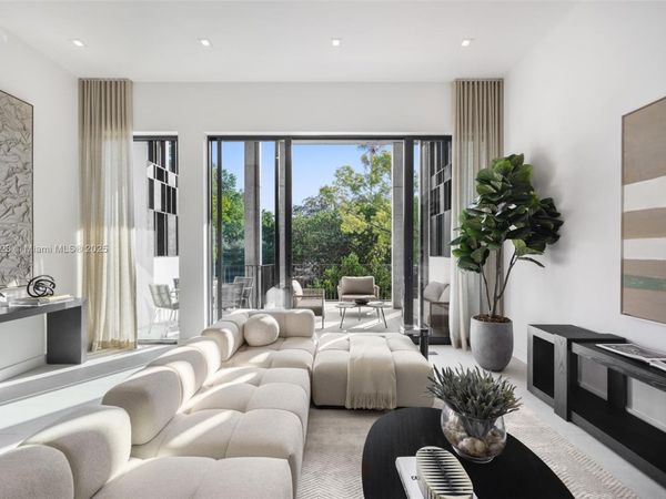 94 SW 28th Rd, Unit 3, Miami, FL 33129