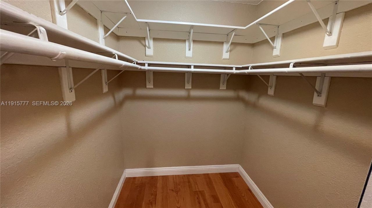 9113 Limetree Ln, Unit 170, Pembroke Pines, FL 33024 Photo