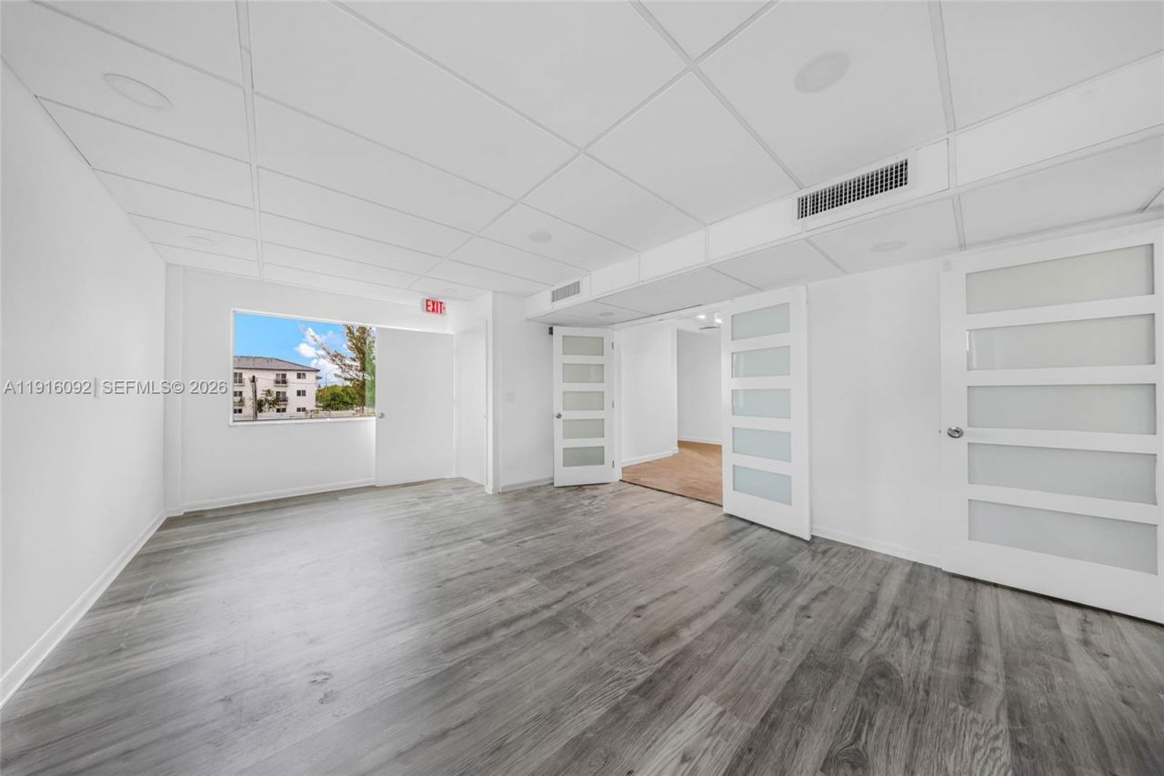 7550 W 2nd Ct, Hialeah, FL 33014 Photo