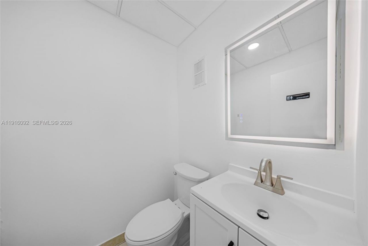 7550 W 2nd Ct, Hialeah, FL 33014 Photo