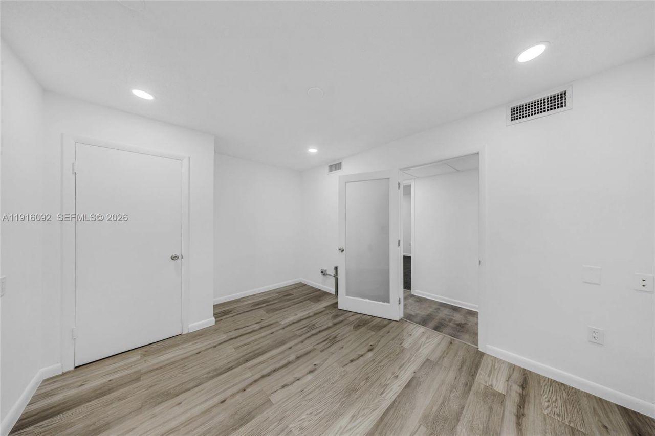 7550 W 2nd Ct, Hialeah, FL 33014 Photo