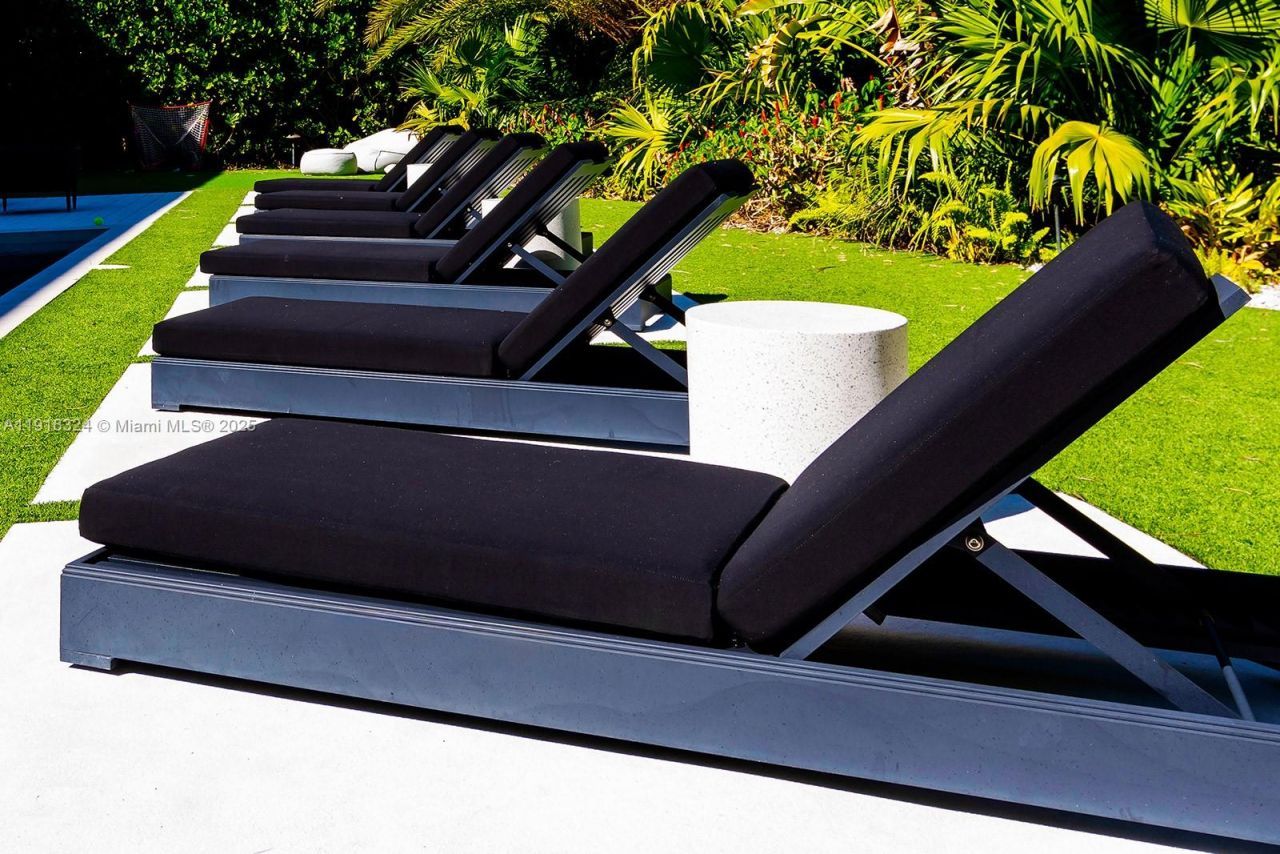 10151 SW 3rd St, Plantation, FL 33324 Photo