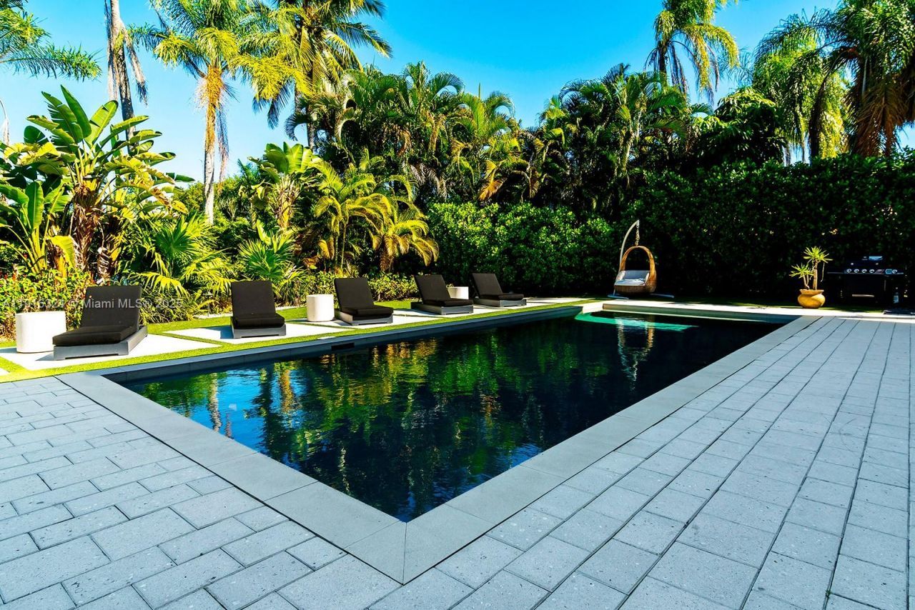 10151 SW 3rd St, Plantation, FL 33324 Photo