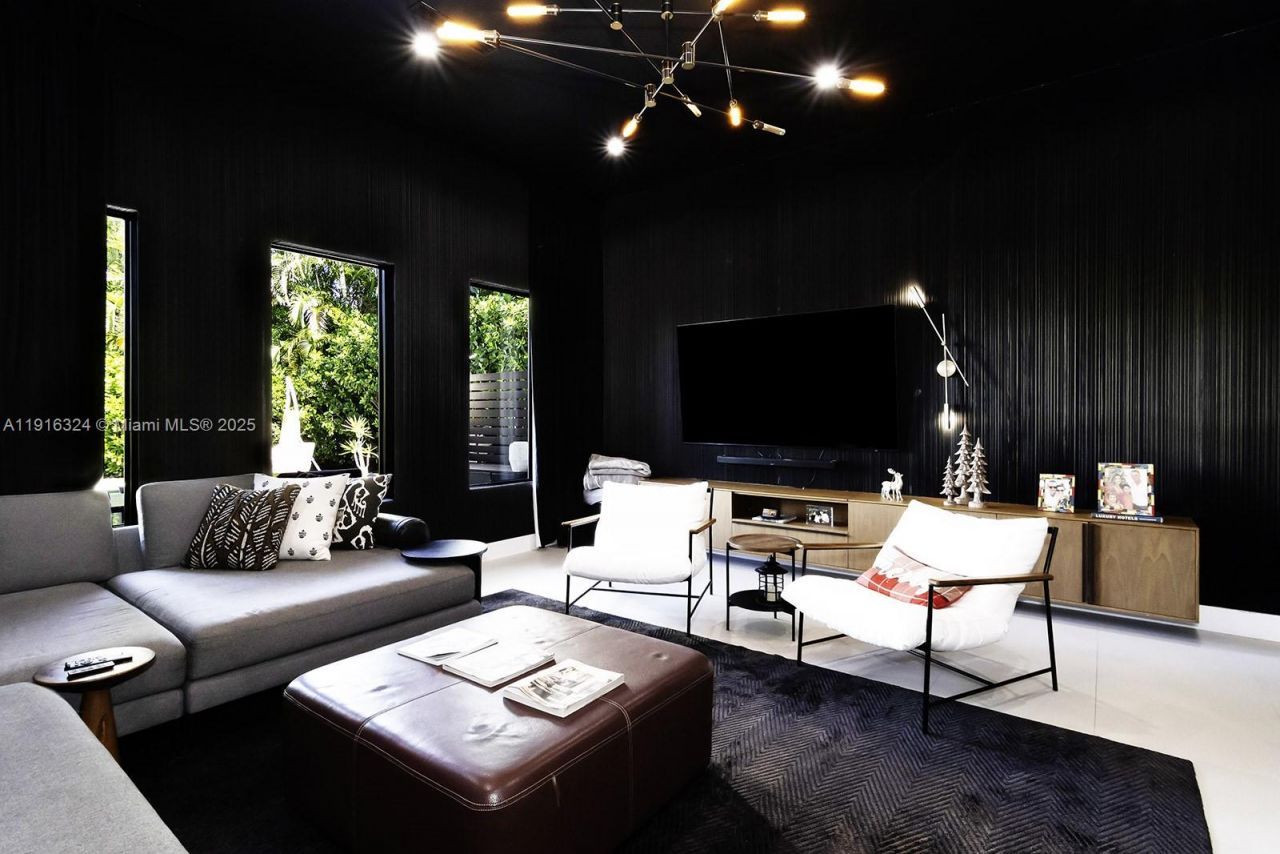 10151 SW 3rd St, Plantation, FL 33324 Photo