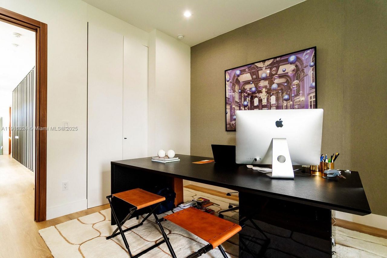 10151 SW 3rd St, Plantation, FL 33324 Photo