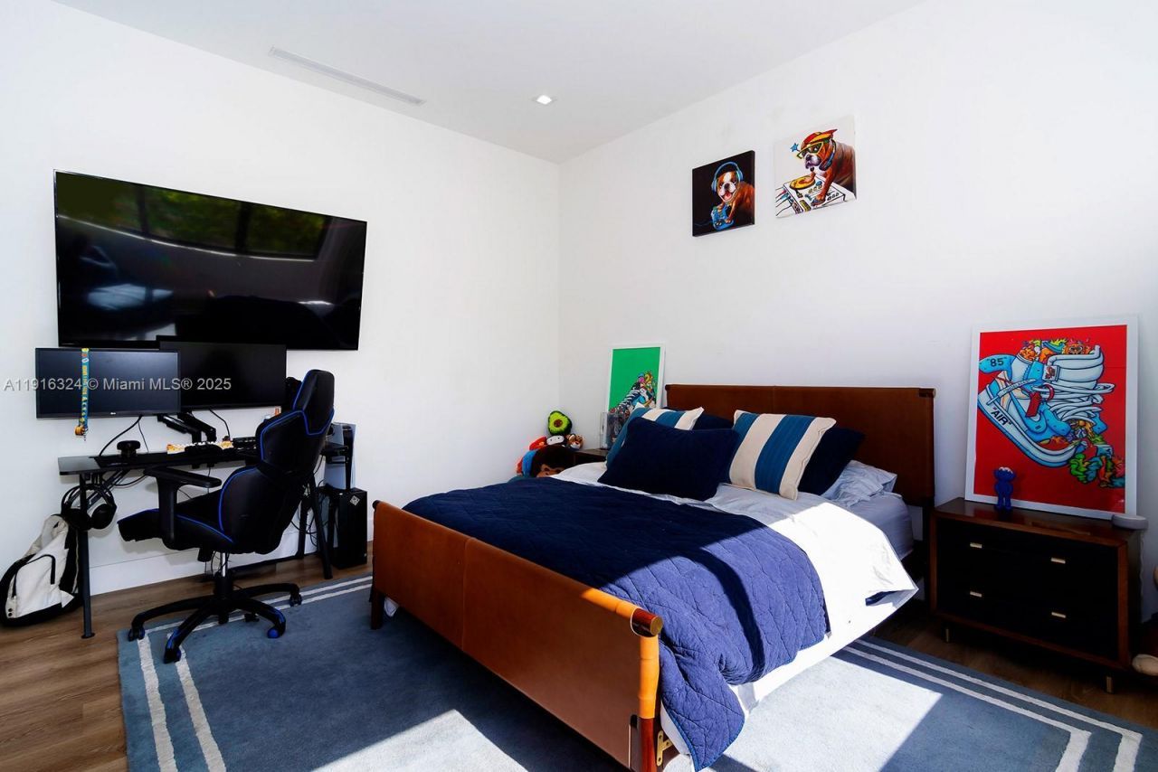 10151 SW 3rd St, Plantation, FL 33324 Photo