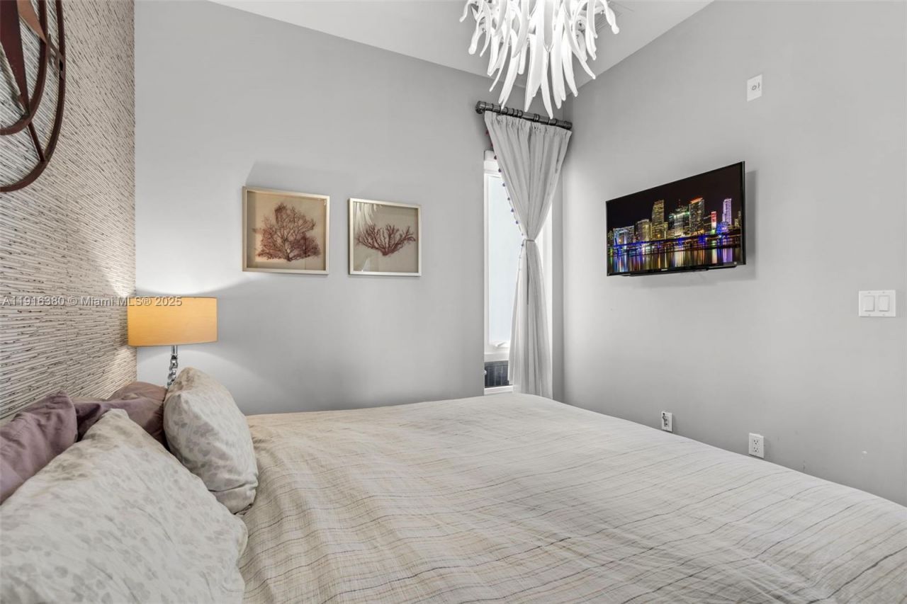 10305 NW 63rd Ter, Unit 105, Doral, FL 33178 Photo