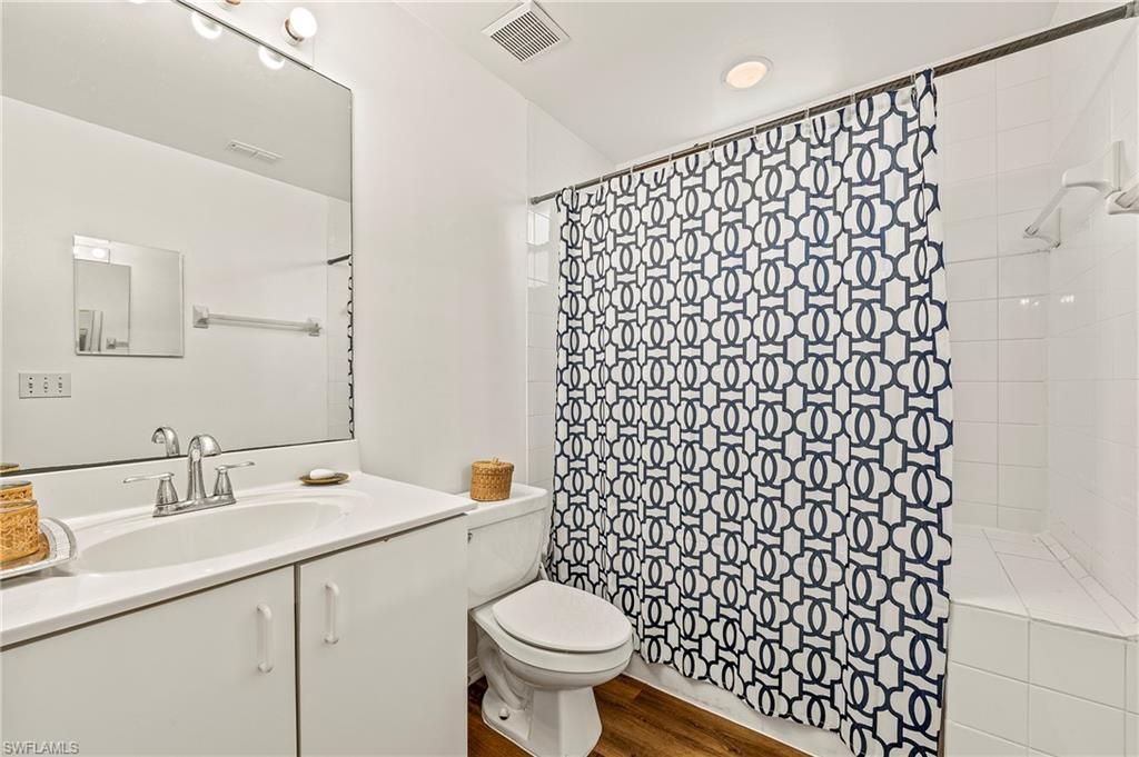 280 Robin Hood Cir, Unit 101, Naples, FL 34104 Photo