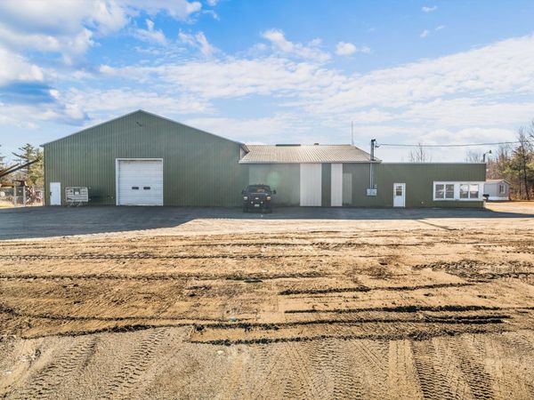 685 White School House Road, Madison, ME 04950