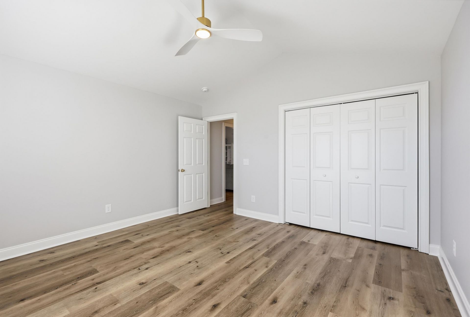 4337 Highway 65 Photo 11